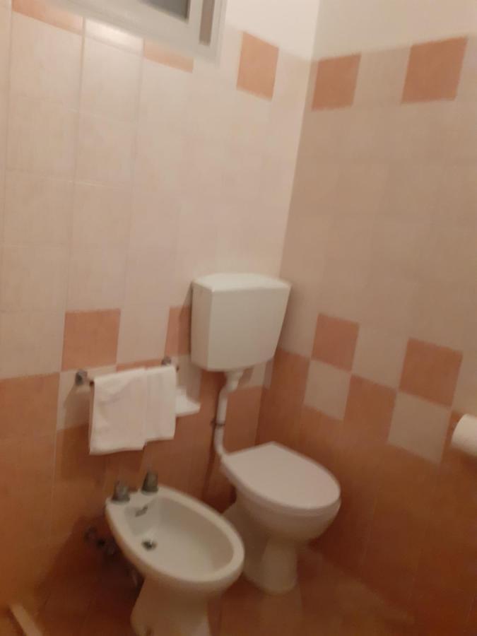 Hotel Rossini Rimini Esterno foto